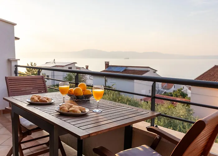 Karabaic By El-pi Tours Apartament *