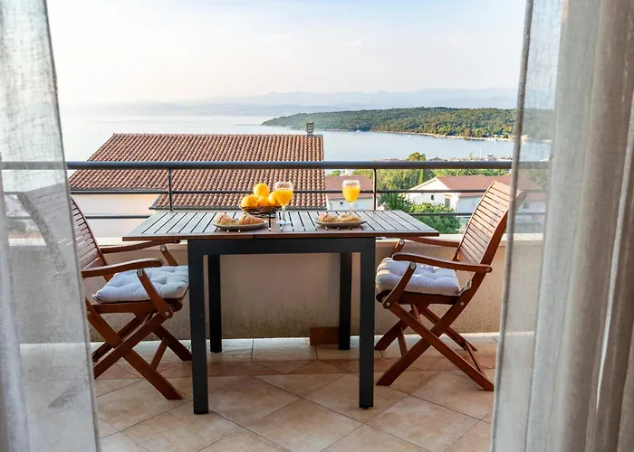 Apartament Karabaic By El-pi Tours