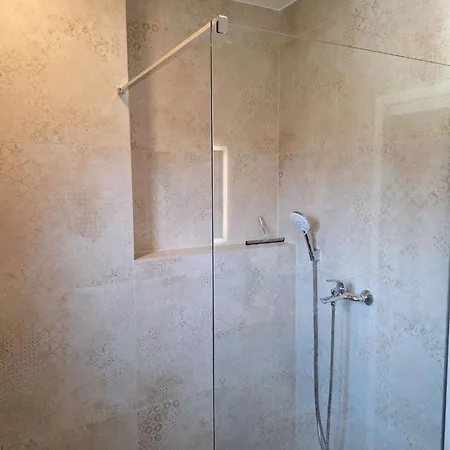 Karabaic By El-pi Tours شقة