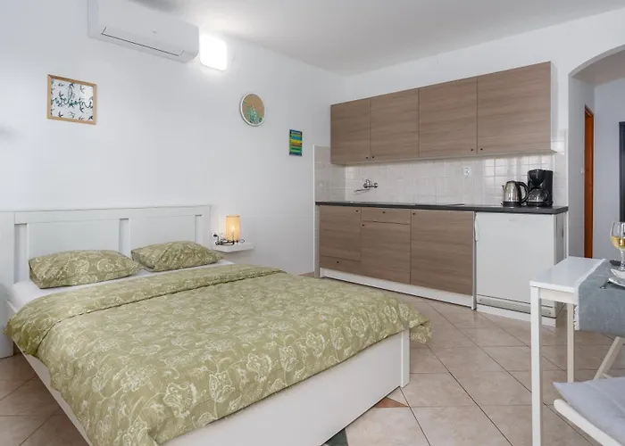 Karabaic By El-pi Tours アパート